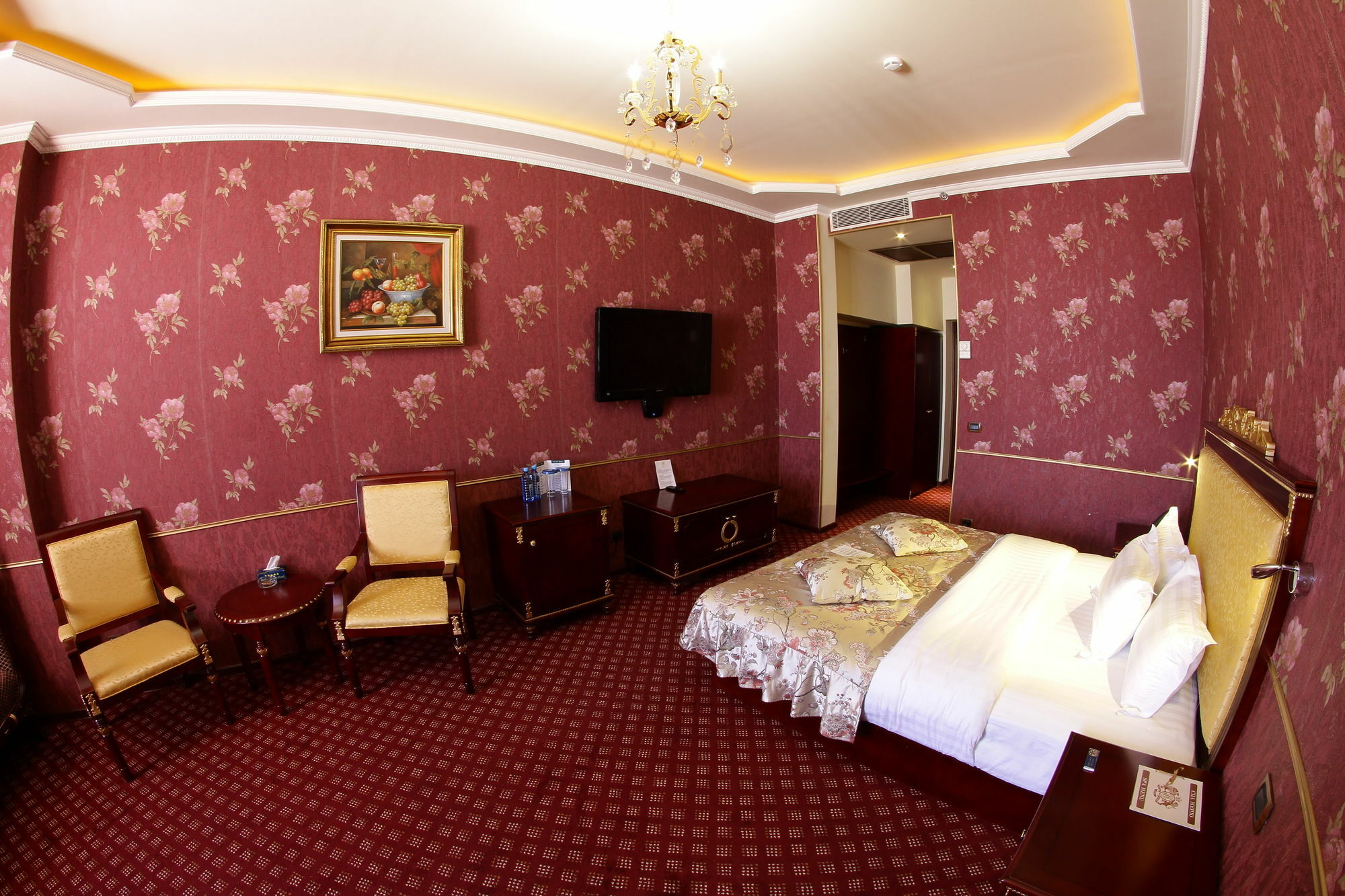 צ'אקאדזור Golden Palace Hotel Resort & Spa Gl מראה חיצוני תמונה