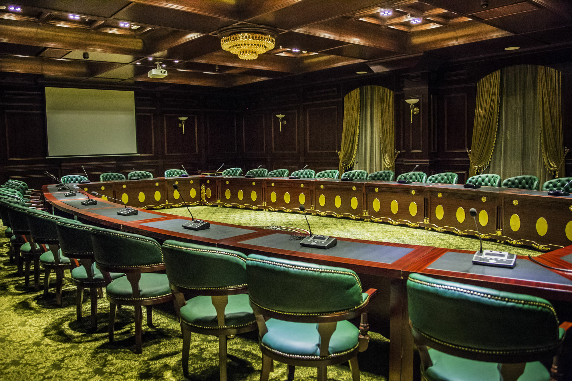צ'אקאדזור Golden Palace Hotel Resort & Spa Gl מראה חיצוני תמונה