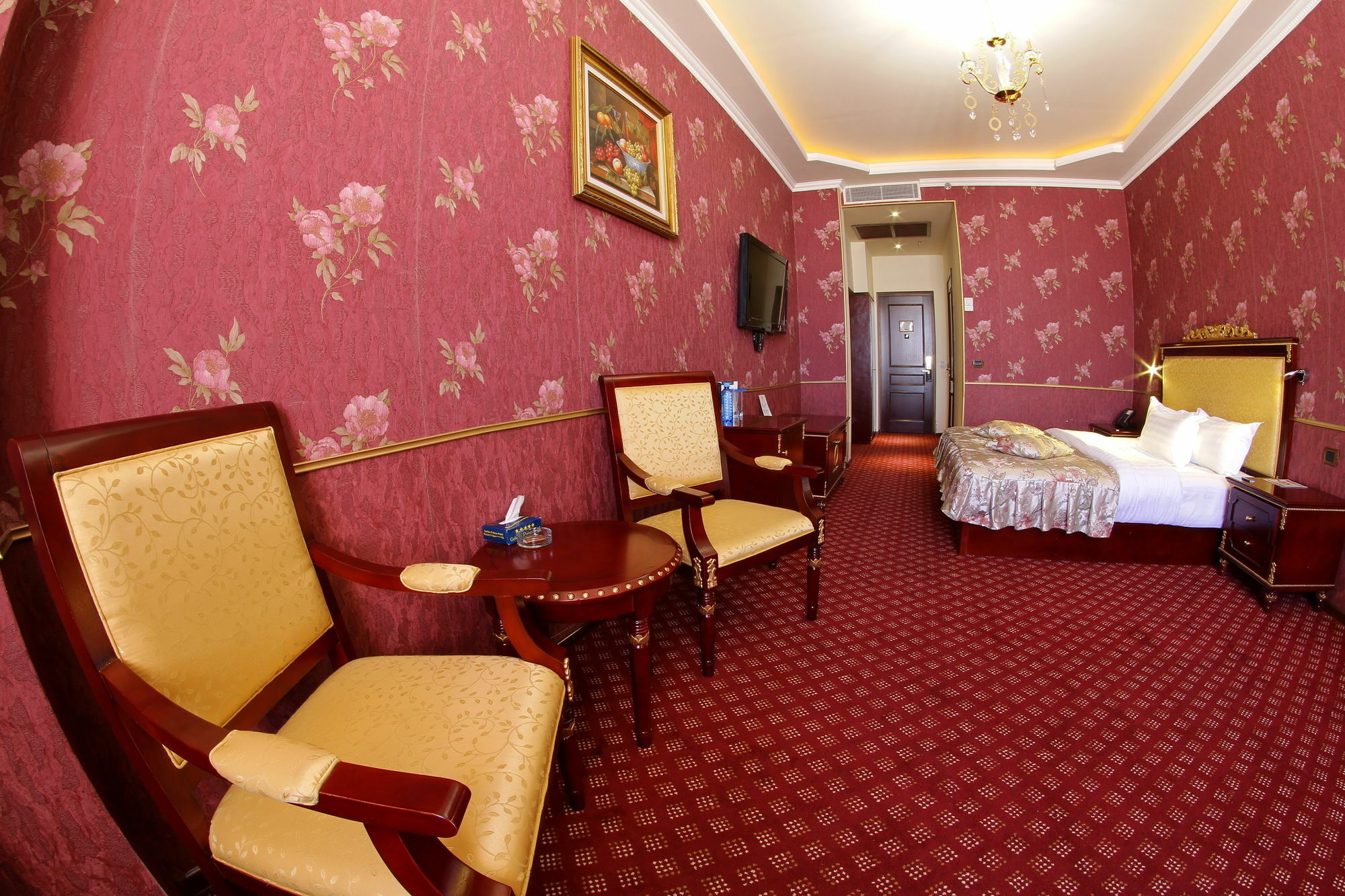 צ'אקאדזור Golden Palace Hotel Resort & Spa Gl מראה חיצוני תמונה